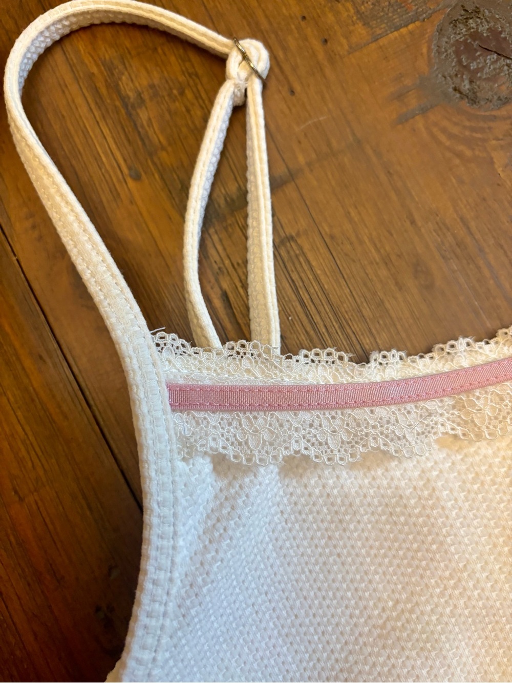 Frankie’s bikinis x Gigi HADID white waffle bikini set - Picture 6 of 14